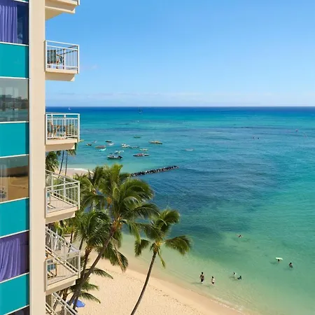 Kaimana Beach Hotel